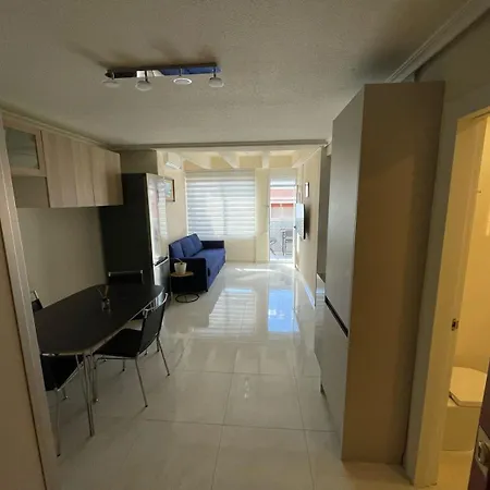 アパート Monserrate K Atico