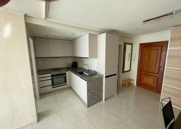 Monserrate K Atico * トレビエハ